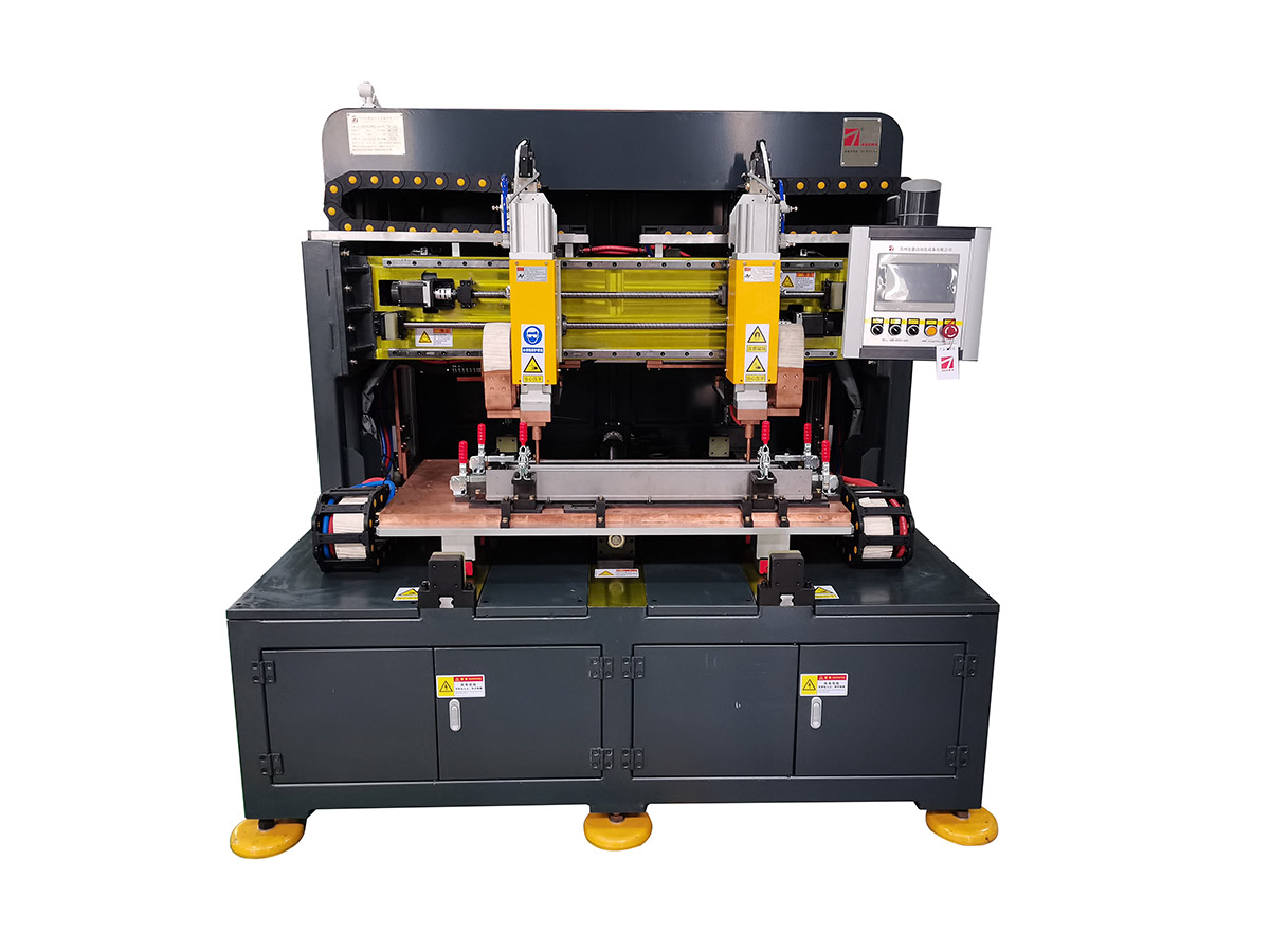 貨架層板加強(qiáng)筋雙頭自動(dòng)點(diǎn)焊機(jī)定制項(xiàng)目介紹 貨架層板加強(qiáng)筋雙頭自動(dòng)點(diǎn)焊機(jī)定制項(xiàng)目介紹